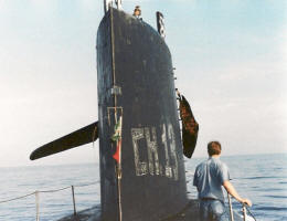 610 with crusded sail